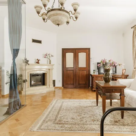 W Dworku Cheval Lägenhetshotell 3*