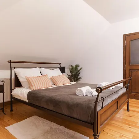 W Dworku Cheval Krakow