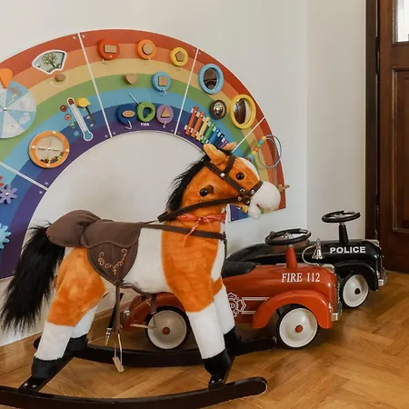 Aparthotel W Dworku Cheval 3*