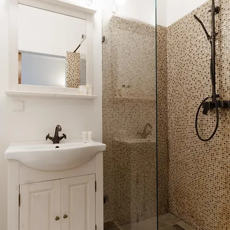 W Dworku Cheval 아파트호텔