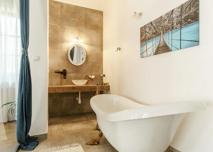 Lejlighedshotel W Dworku Cheval 3*